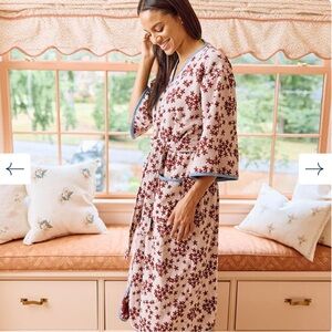 Weezie Towel Bell sleeved robe in raspberry petal